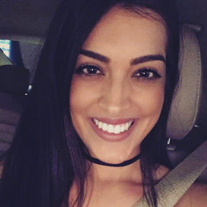 Meet your Posher, Isabel